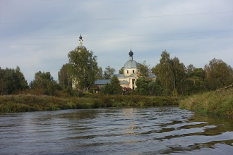 Храм в Выдропужске