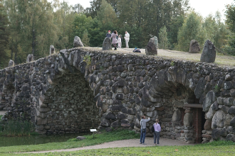 Валунный мост в Василёво